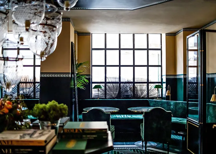 Monsieur George Hotel&Spa - Champs-Elysées Parigi